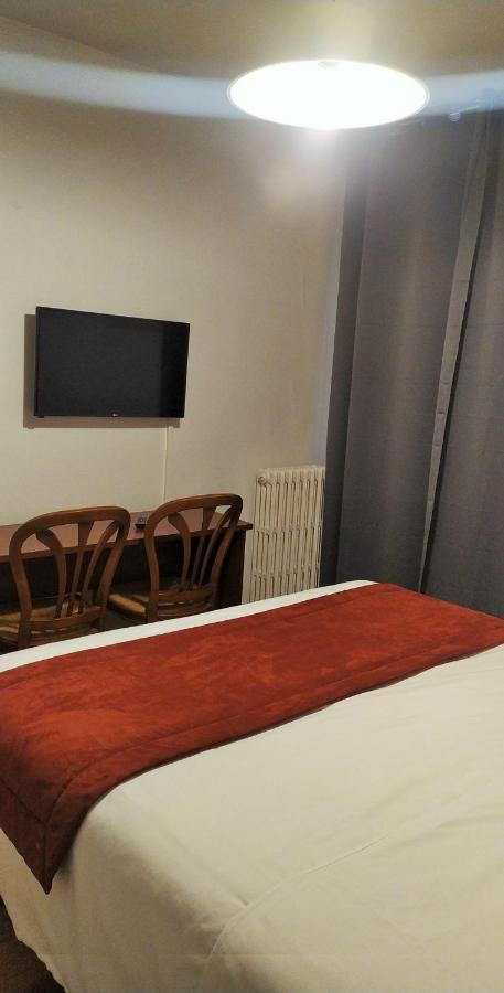 פאו Hotel Le Postillon מראה חיצוני תמונה