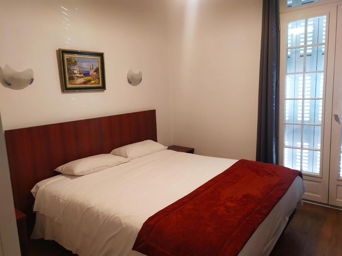 פאו Hotel Le Postillon מראה חיצוני תמונה