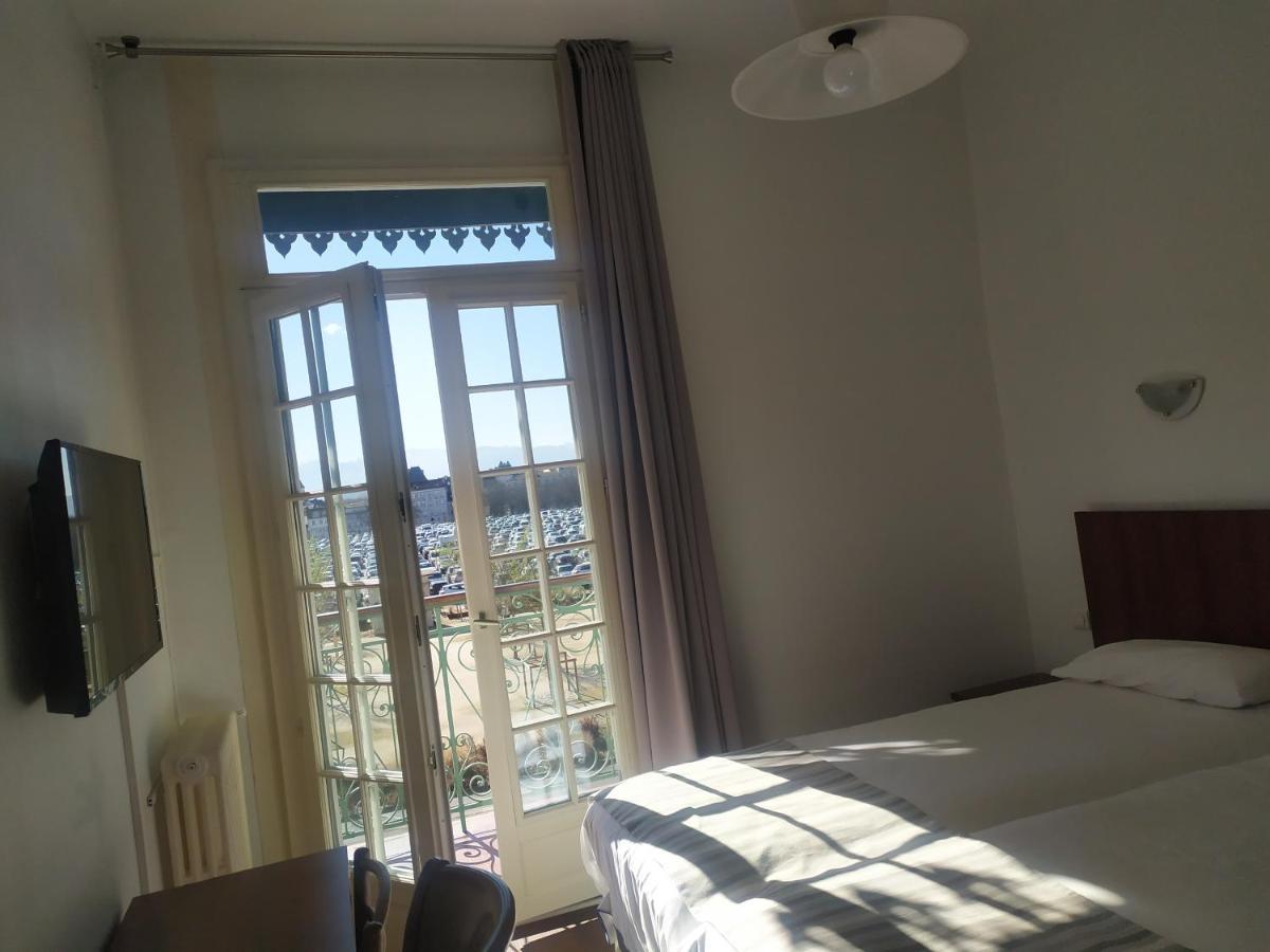 פאו Hotel Le Postillon מראה חיצוני תמונה